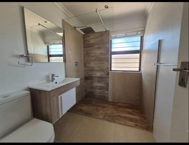 3 BEDROOM CLUSTER TO LET IN LONEHILL